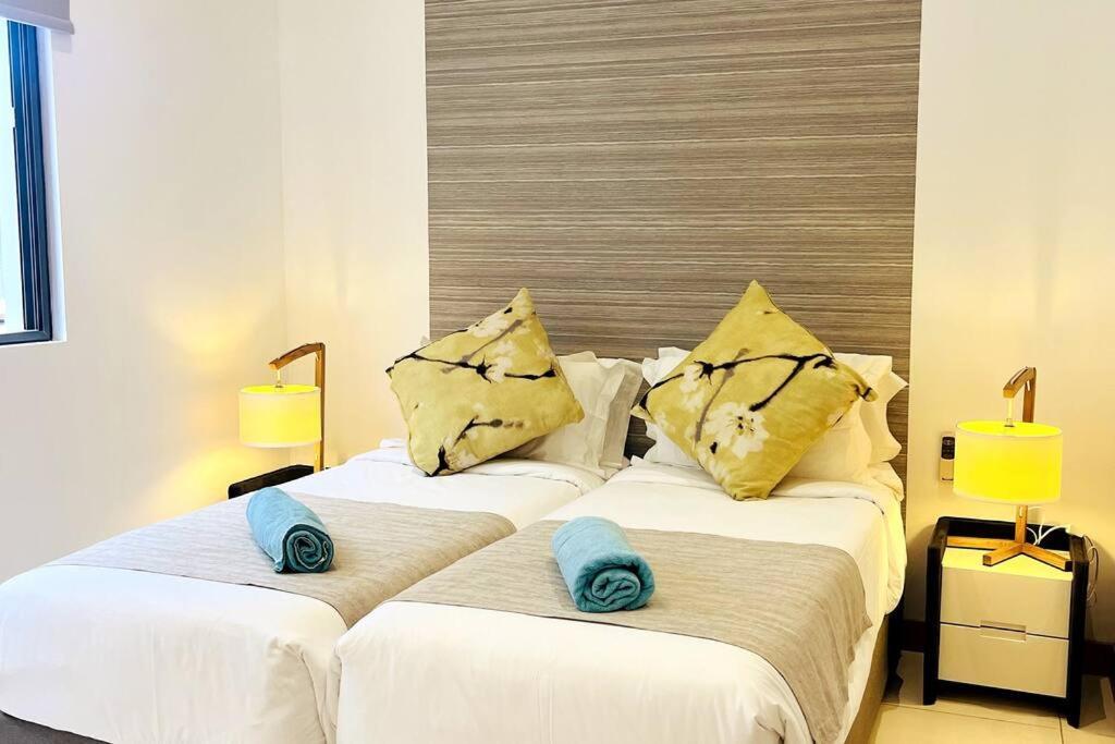 Latitude Luxury Seafront Suite Рівьєр-Нуар Екстер'єр фото