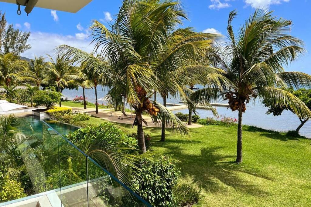 Latitude Luxury Seafront Suite Рівьєр-Нуар Екстер'єр фото